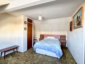 Photo 5- click for photo gallery